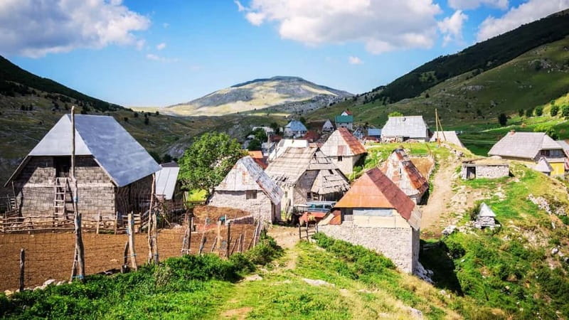 Bosnia's Nomad Havens: Lukomir & Umoljani - Key points to know before booking