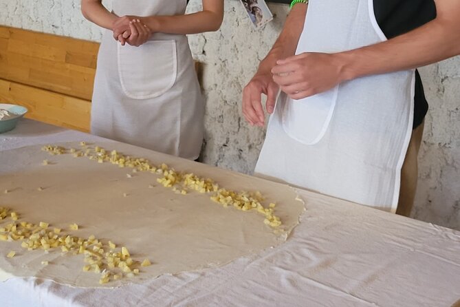 Burek Masterclass in Mostar - Krompiruša adds a second flavor