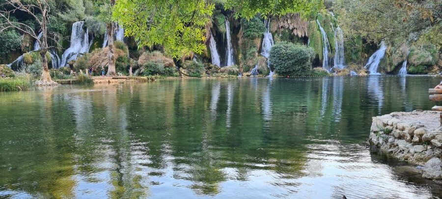 From Dubrovnik: Mostar and Kravica Waterfall Day Trip - Kravica Waterfall and the long outdoor pause