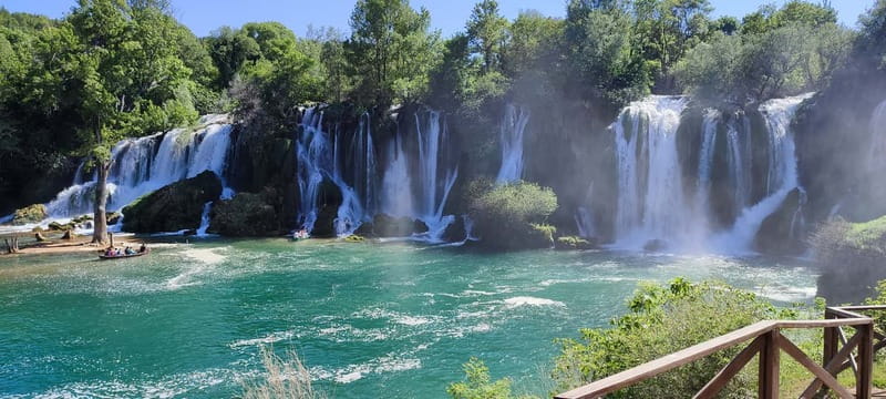 From Mostar: Blagaj, Počitelj & Kravice Waterfalls Day Tour - Počitelj: stone walls, fruit, and Ottoman character