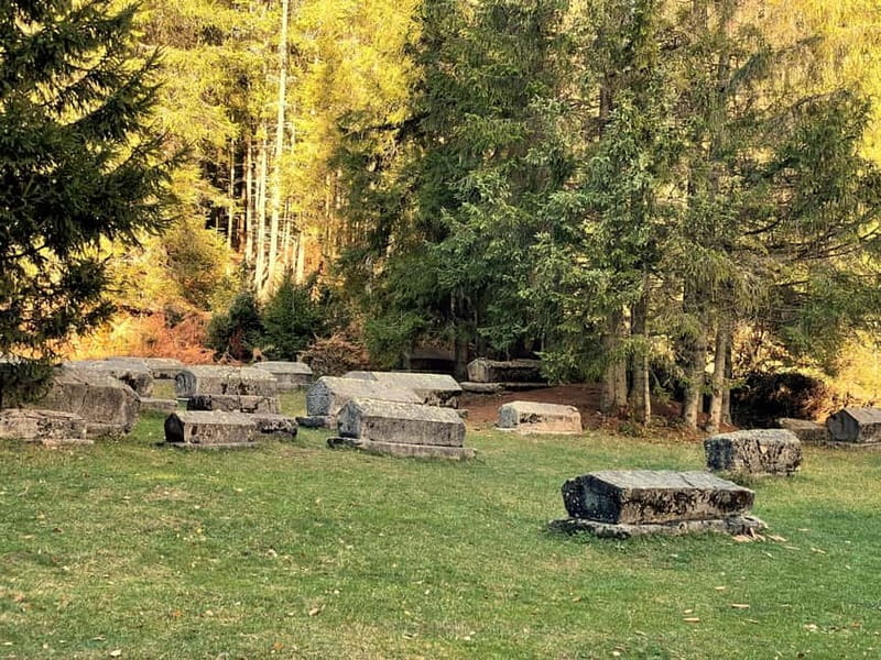 From Sarajevo: Bijambare Caves and Nature Park - What the guide adds to the experience