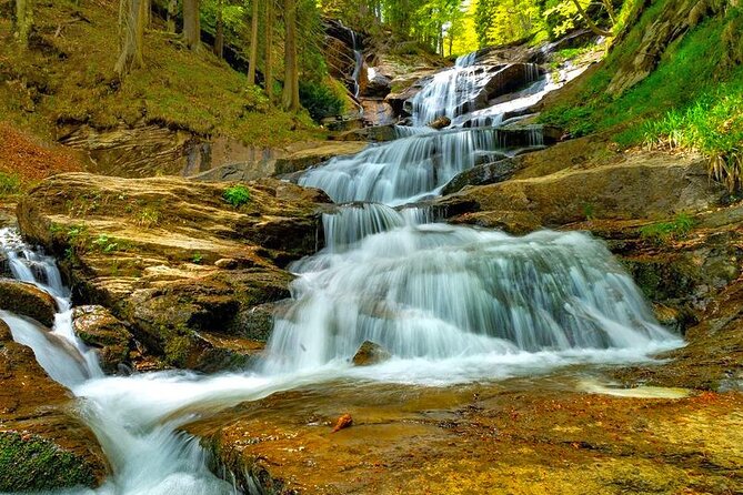 From Sarajevo: Kozice Waterfalls Hiking Experience in Nature - The middle plateau and the lower pools