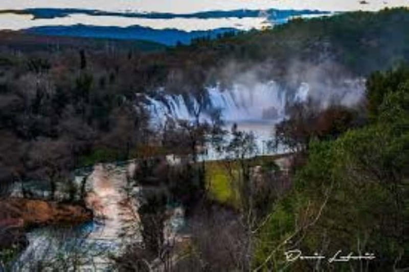 From Sarajevo: Private Full-Day Kravica Waterfalls Tour - Swimming and seasonal planning