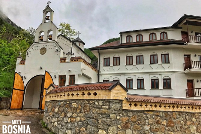 From Sarajevo: Višegrad, Andrićgrad, Drvengrad & Šargan tour - What the guides add to a long day