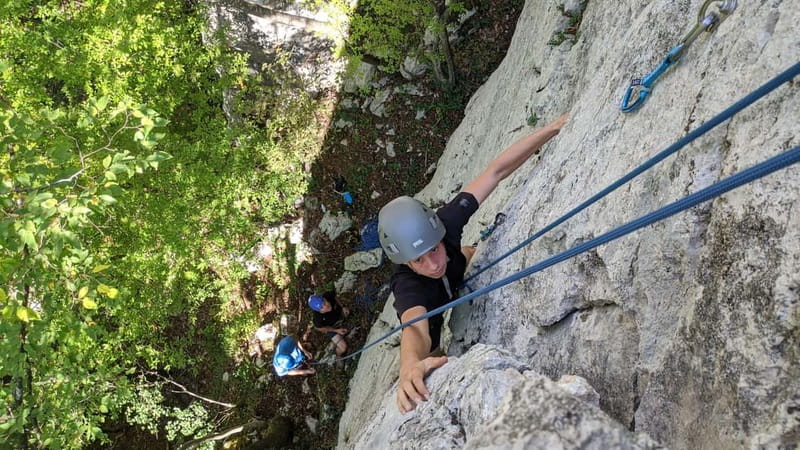 Jablanica & Dreznica: Scenic Rock Climbing Adventure Tour - Moving to Dreznica for a different view