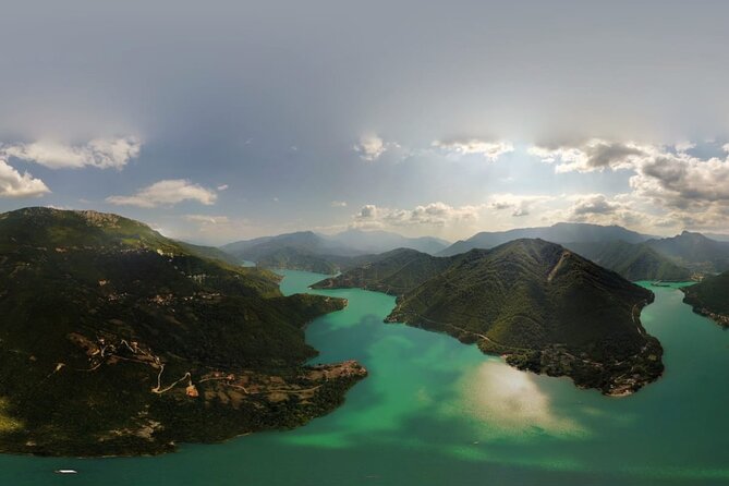 Kayaking on Jablanica Lake - Getting set up with the right equipment