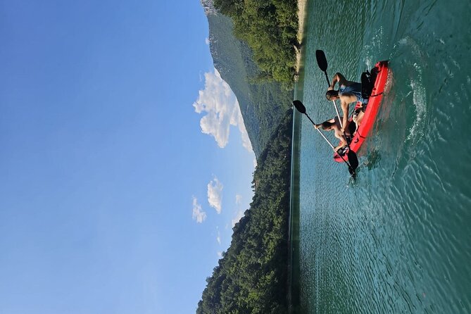 Kayaking on Jablanica Lake - The first paddle across calm water