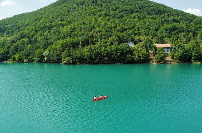 Kayaking on Jablanica Lake - Finding your own route for the next two hours