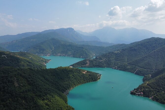 Kayaking on Jablanica Lake - Arriving at Donje Paprasko