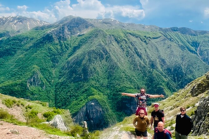 LUKOMIR VILLAGE HIKE & TREK TOUR (nature, hike, food & panorama) - Who should book this Lukomir hike?
