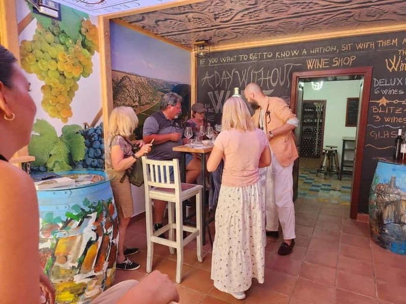 Mostar: Wine Tasting - The first minutes: learning how to taste