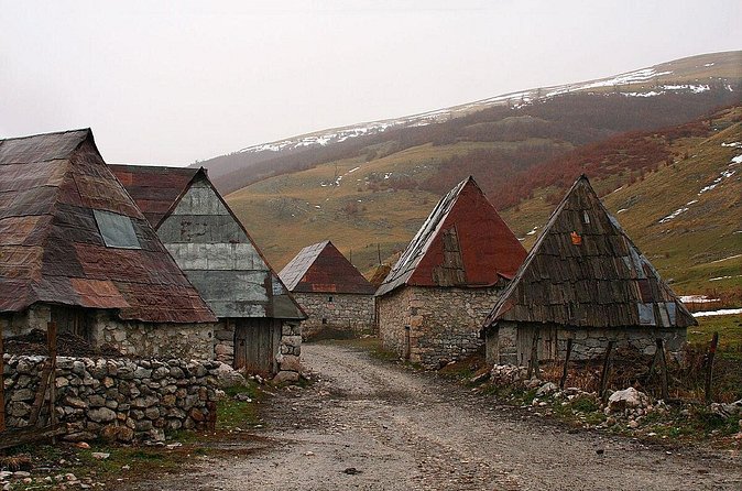 Mountain Village Lukomir Full Day Adventure Tour - What the guide adds to the experience