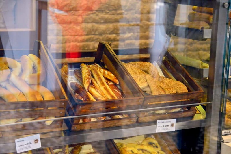 Sarajevo: Food And Crafts tour - Ćevabdžinica Nune and the final savory bite