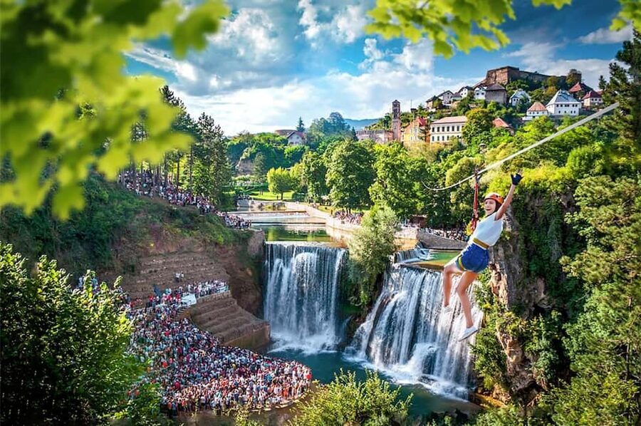 Sarajevo: Jajce Waterfall, Travnik & Pliva Lake Tour - The Ornamented Mosque and the spring of the Lašva