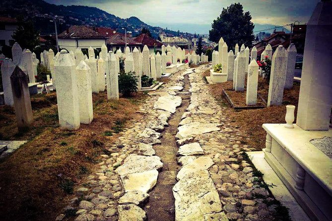 SARAJEVO SIEGE TIMES '92-'95 / Sarajevo Roses & Tunnel of Hope / - The Jewish Cemetery and the first sniper attacks
