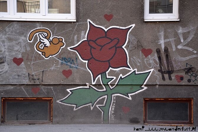 SARAJEVO STREET ART TOUR (art, history & mystery) - sARTajevo! - The Academy of Fine Arts: grand design beside small marks