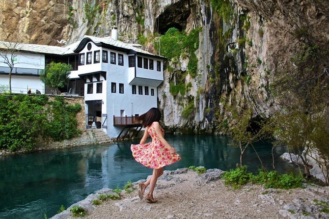 Sarajevo to Split: One-Way Tour via Mostar, Kravica Falls, Blagaj & Pocitelj - The drive to Split and the door-to-door finish