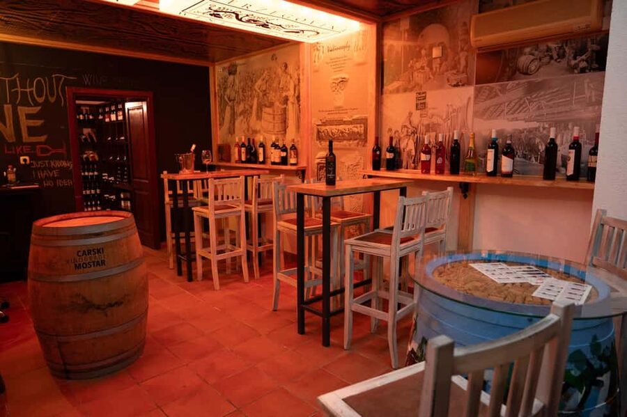 Split/Trogir: Mostar and Medjugorje Tour with Wine Tasting - Wine tasting, local food, and free time
