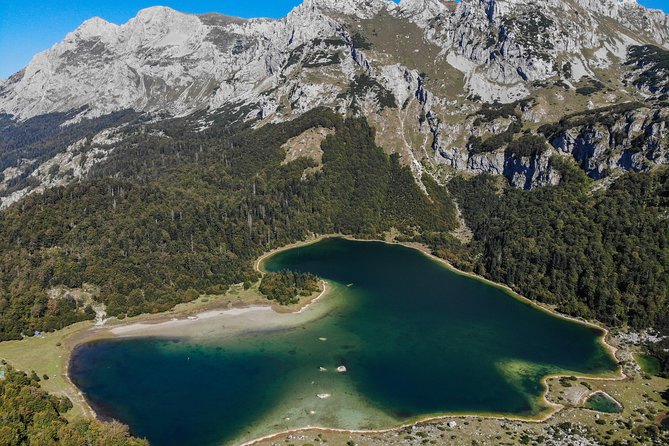Sutjeska National Park Hike from Sarajevo - The three-hour walk to Trnovačko Lake