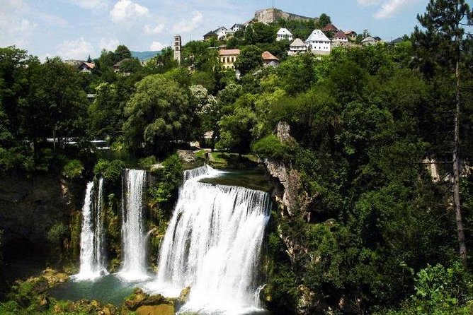 Travnik, Jajce & Pliva Lakes Day Tour From Sarajevo (fees Incl.) - Pliva Lakes and Mlinčići water mills
