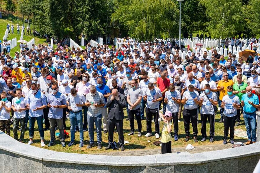 Understanding Srebrenica Genocide + Lunch with Local Family - Practical advice for handling the day