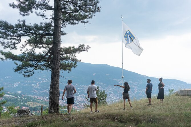 Urban Hiking city tour through Sarajevo - Vrbanjuša and the old Ottoman hillside